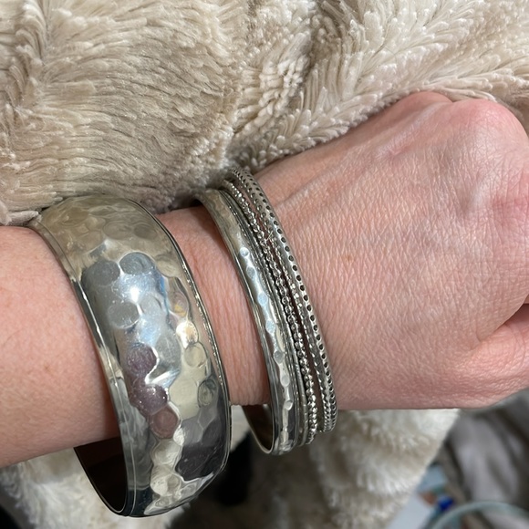 Bundle of silver tone bracelets (5) - Picture 5 of 6
